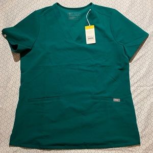 BNWT FIGS Hunter Green Casma. Medium.